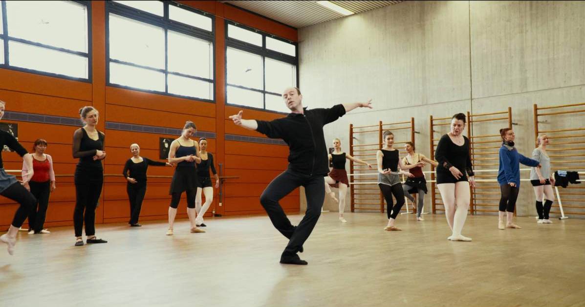 Ballett  II (Mittelstufe) mit Marius Krisan