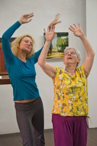 Community Dance – all bodies, all ages, all levels mit Lisa Kuttner 2023